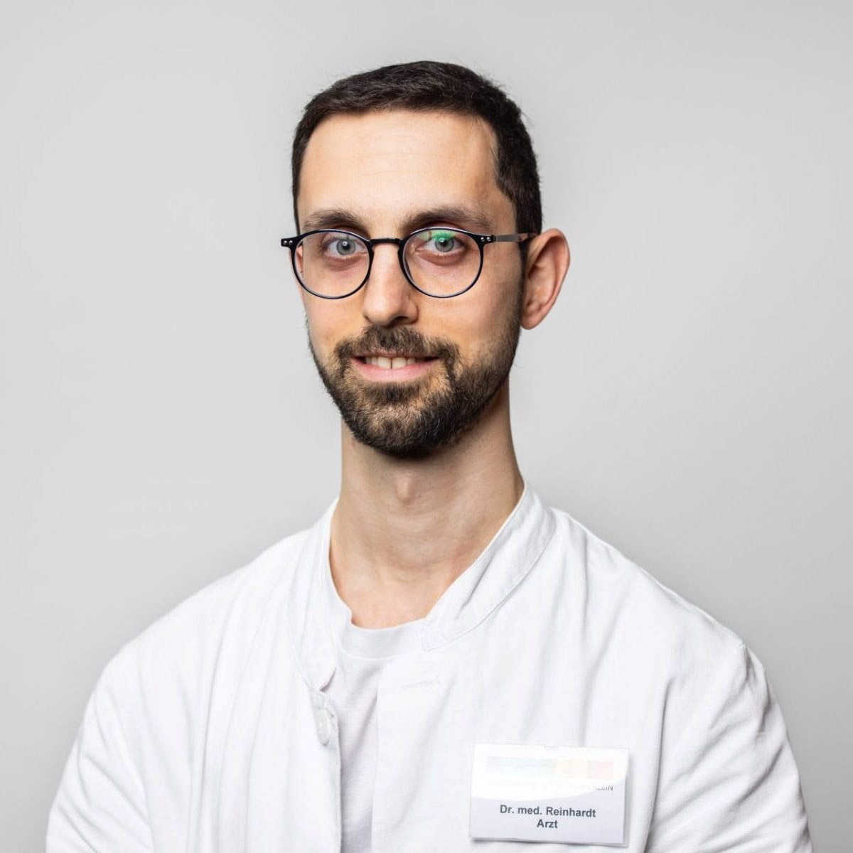 Dr. med. Ophir Reinhardt, Assistenzarzt Dr. med. Ophir Reinhardt, Assistenzarzt